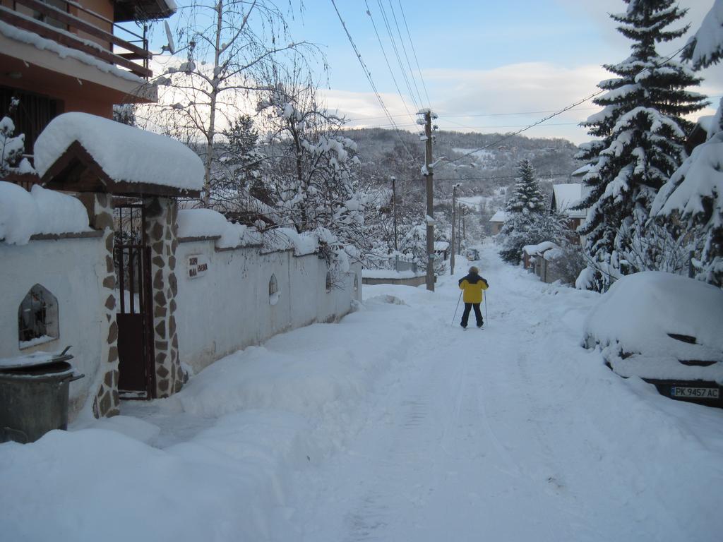 Hadjibulevata Guest House Kovachevtsi Exterior foto